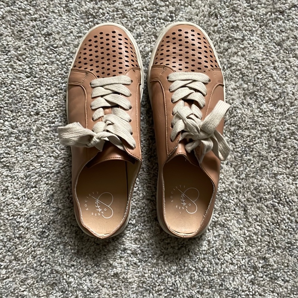 Oasis Society sneakers. Size 7 1/2